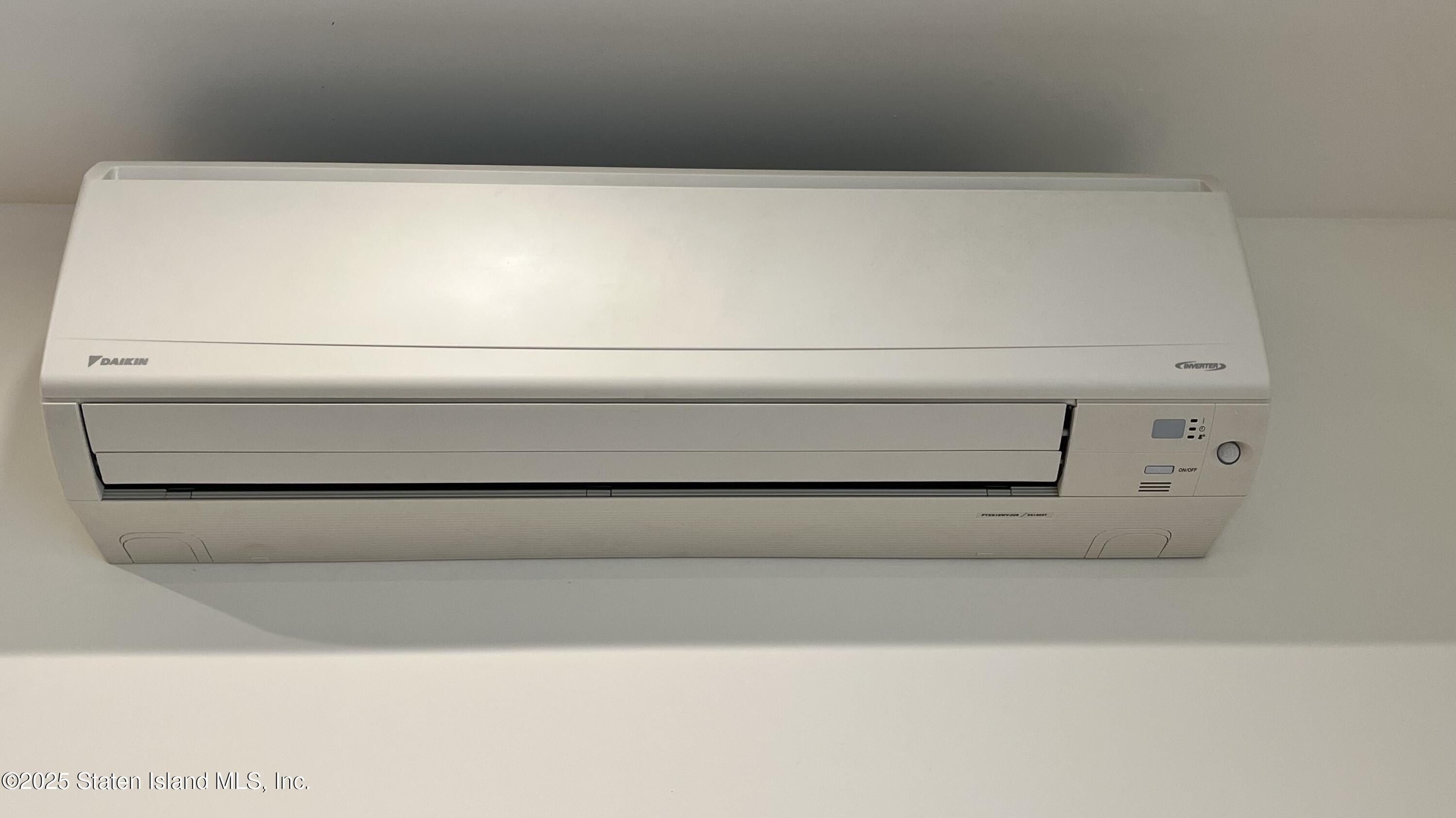 3865 Amboy Road Unit 3D. Staten Island, NY 10308