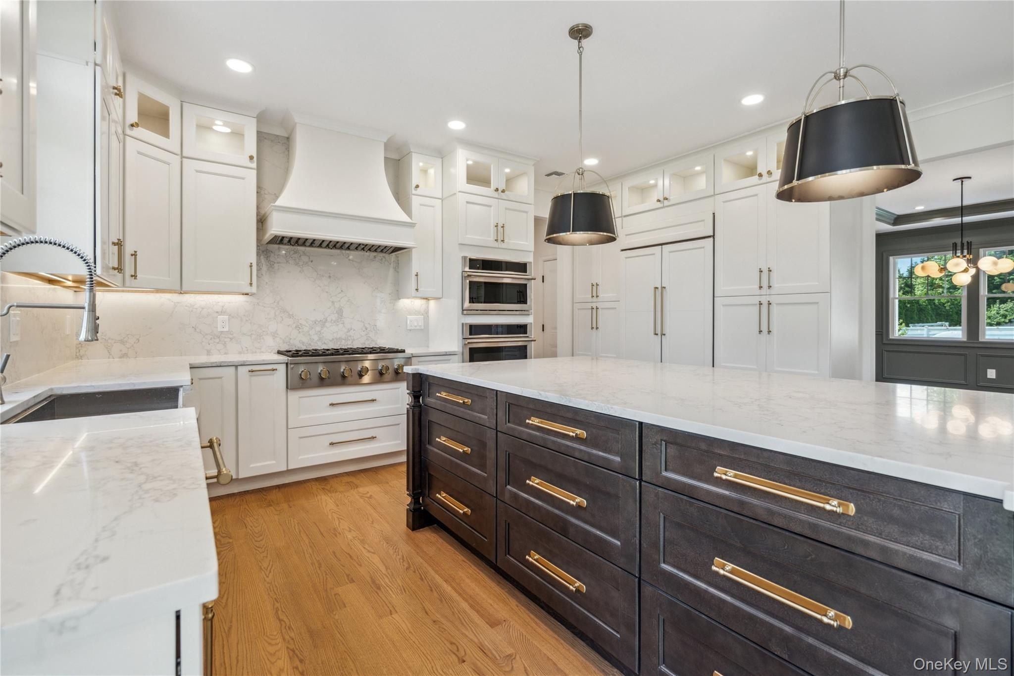 96 Calvin Avenue. Syosset, NY 11791