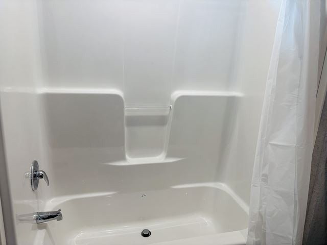 351 Applewood Dr. Lockport, NY 14094