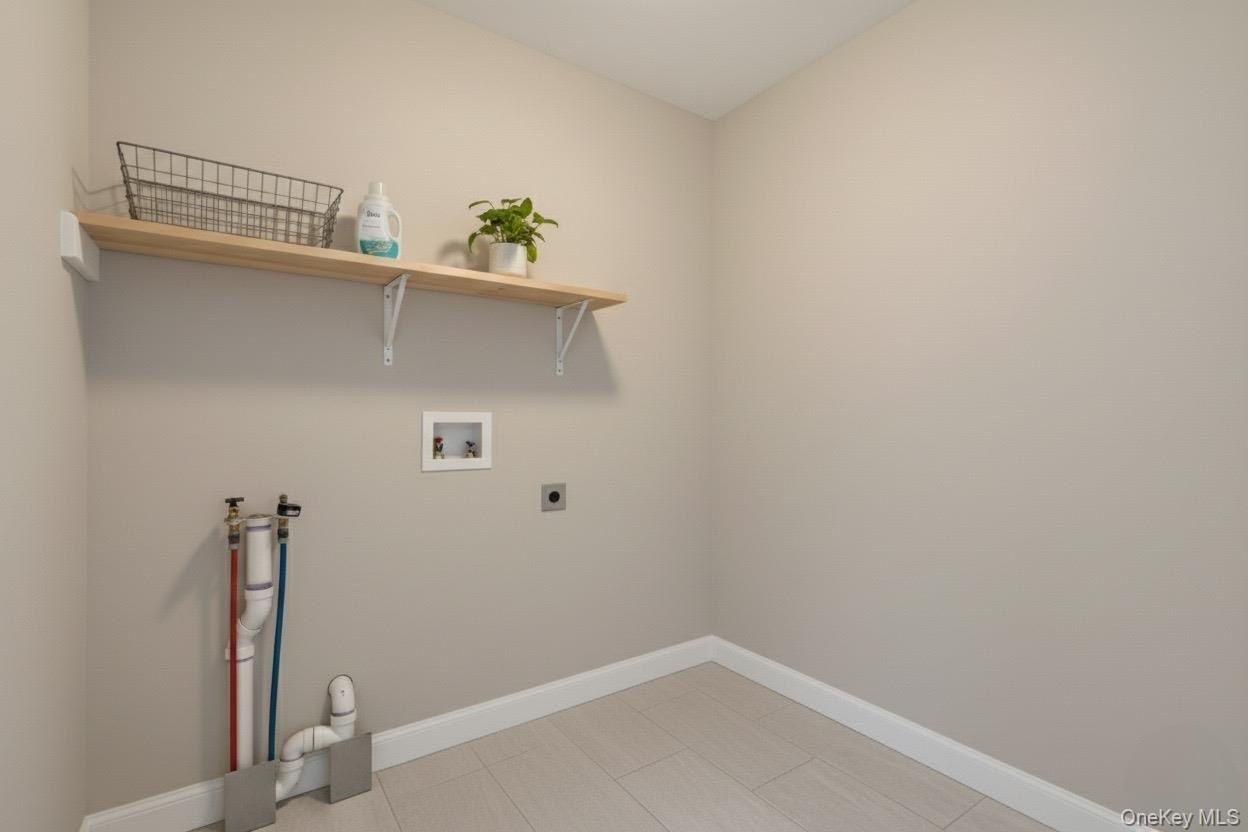 35 Evergreen Avenue. Port Jefferson Station, NY 11776