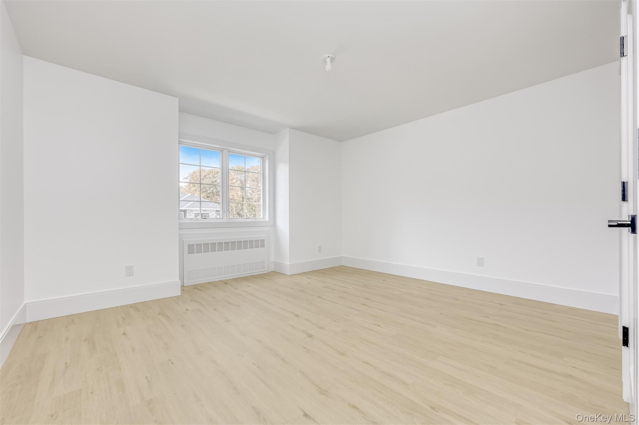 28 Silverwood Circle. Suffern, NY 10901