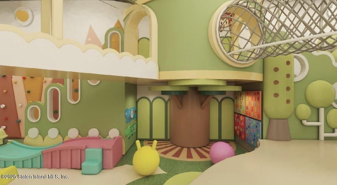 262 Arden Avenue Unit F. Staten Island, NY 10312