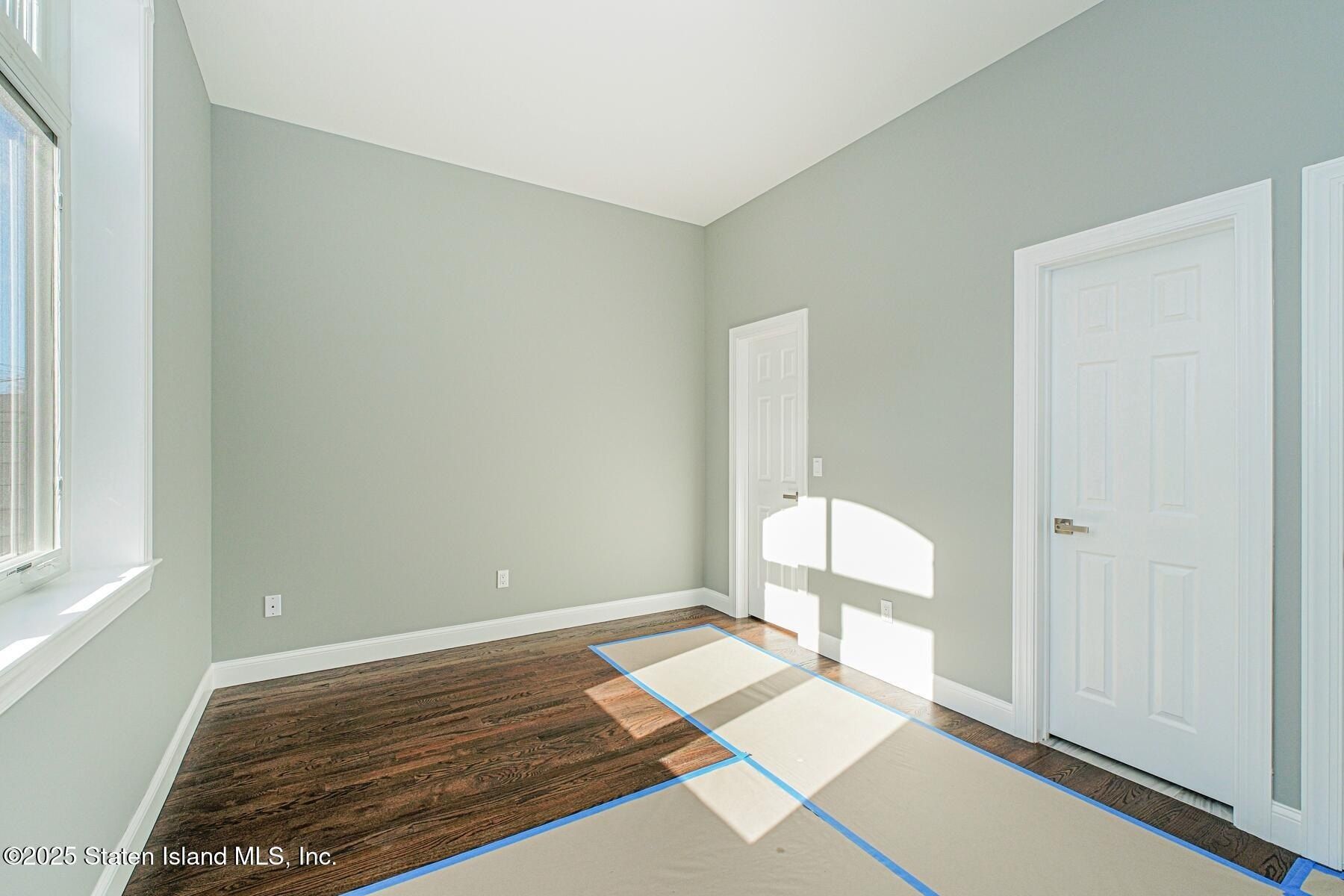 2437 Victory Boulevard. Staten Island, NY 10314