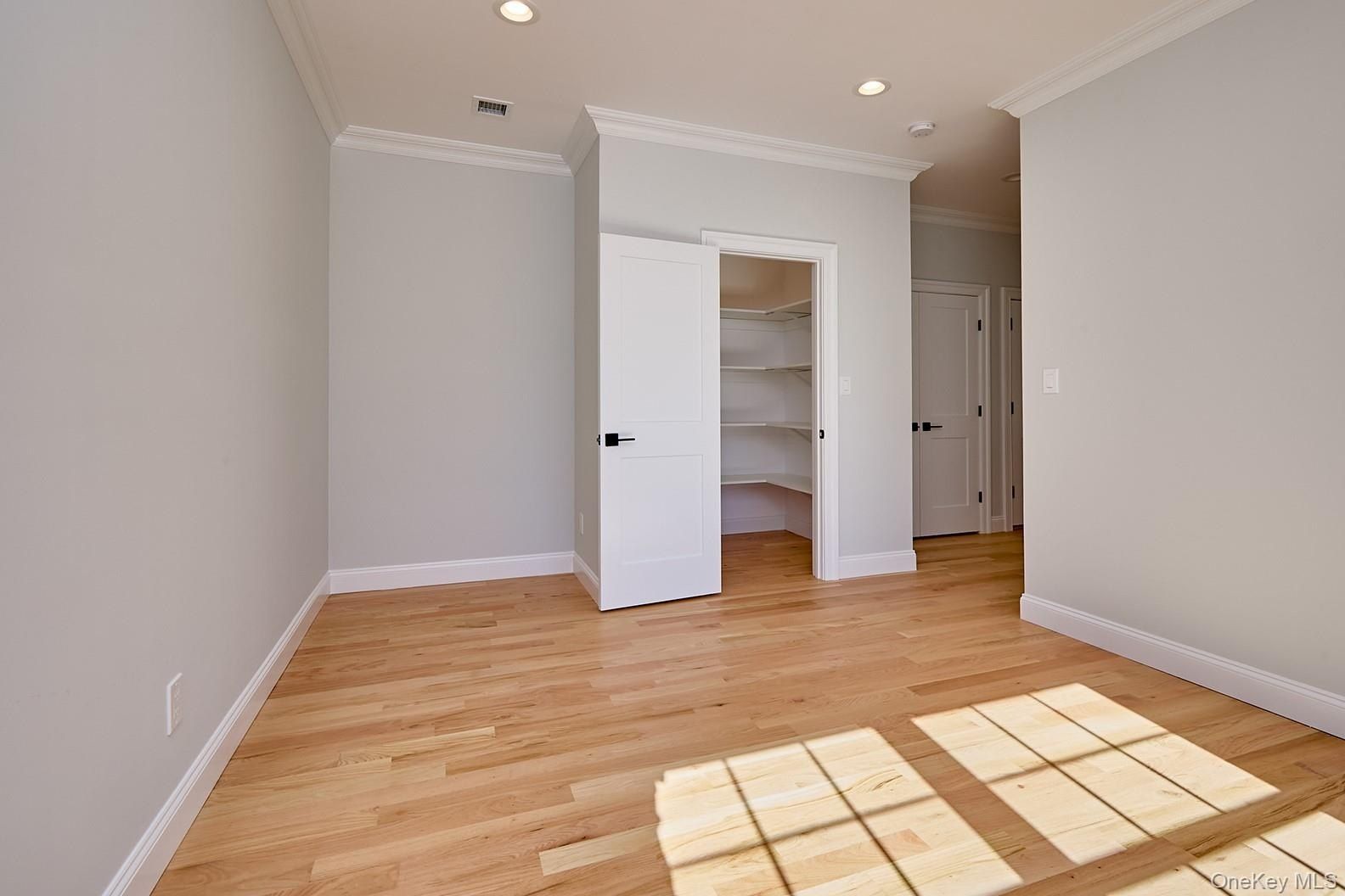 1529 Fenimore Street. North Bellmore, NY 11710