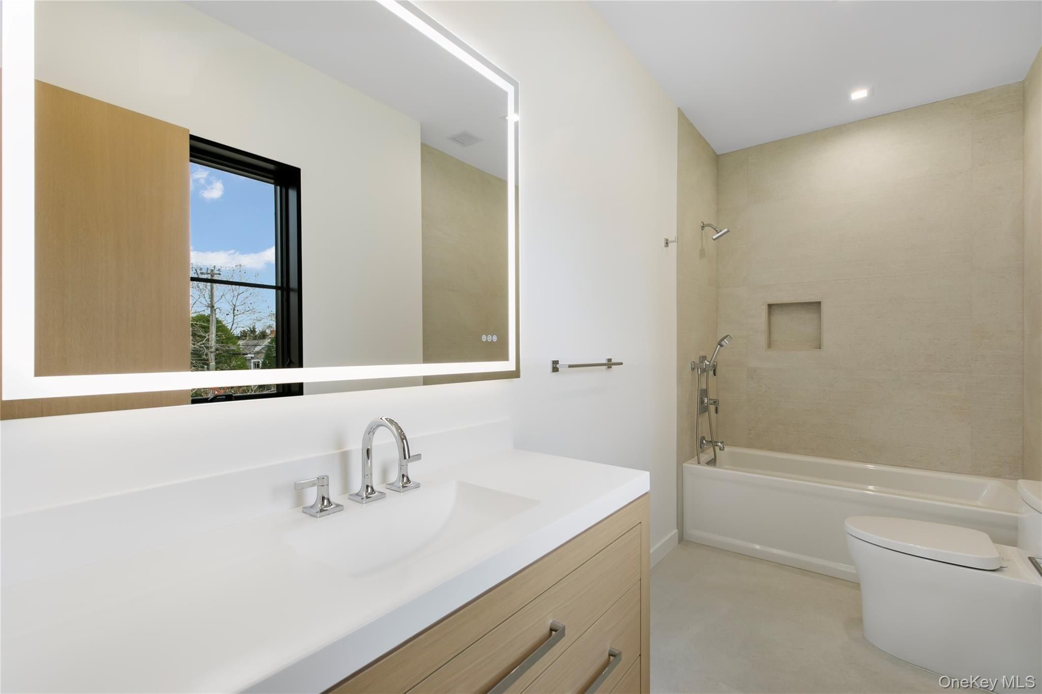 158 Cobb Road. Water Mill, NY 11976