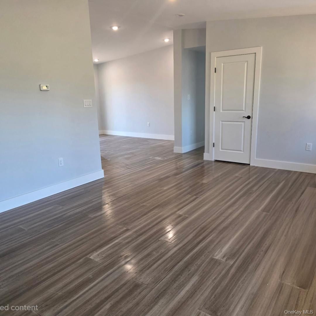 42 Sands Avenue. Milton, NY 12547