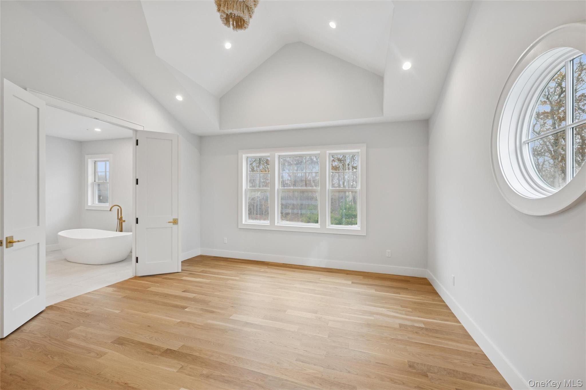 150 Deer Run. Southold, NY 11971