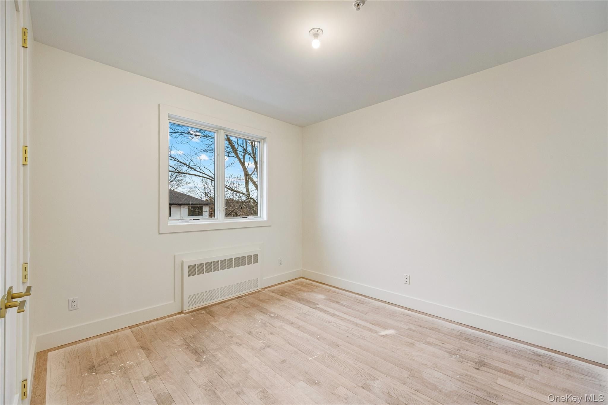 12 Buckman Place Unit 101. Monsey, NY 10952