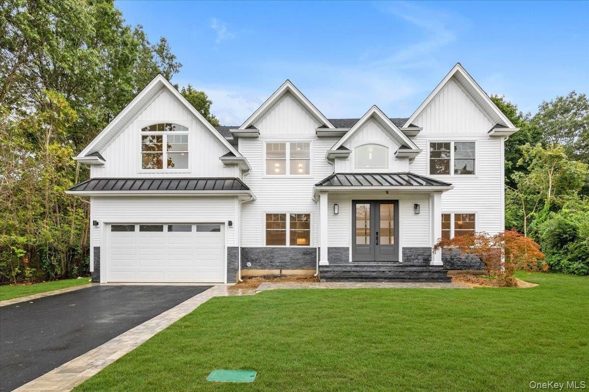 69 Calvin Avenue. Syosset, NY 11791