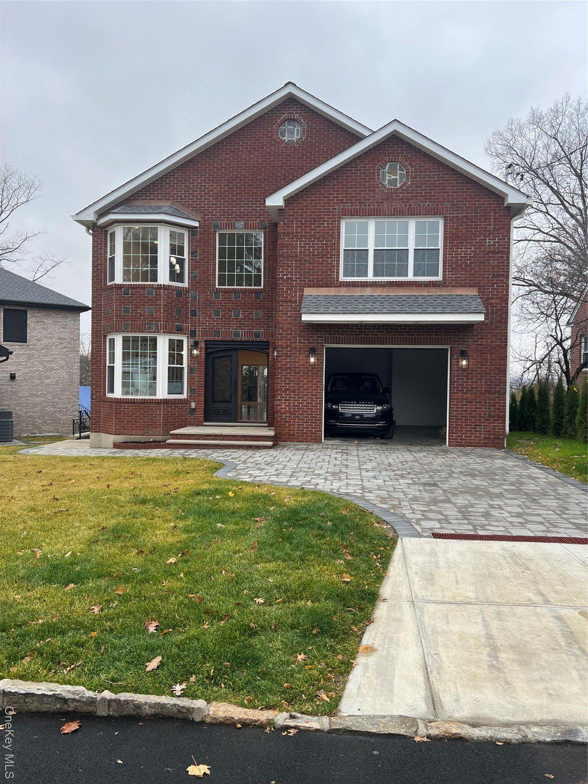 15 Sunlight Hill. Yonkers, NY 10704