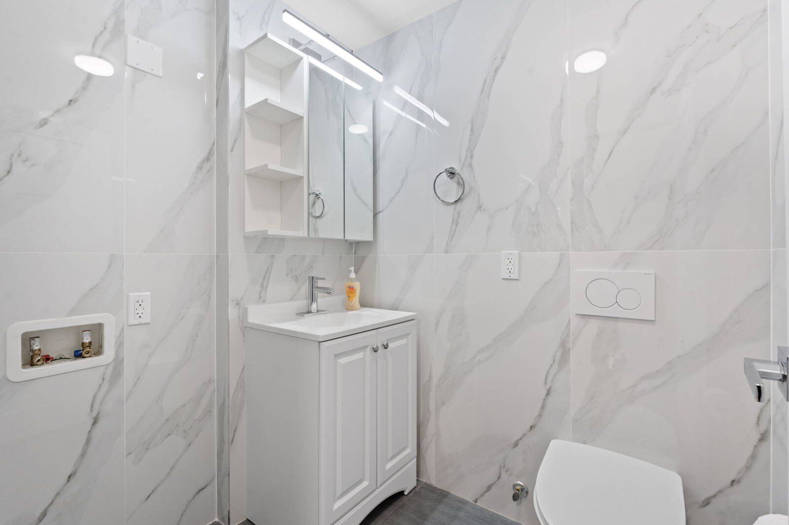 33 Keen Ct. Brooklyn, NY 11229