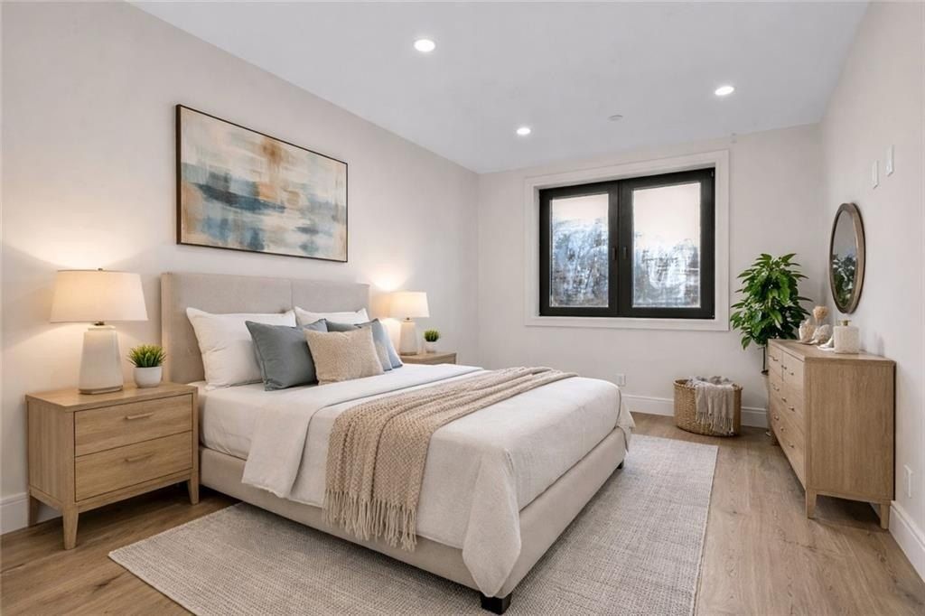 372 92Nd Street. Brooklyn, NY 11209