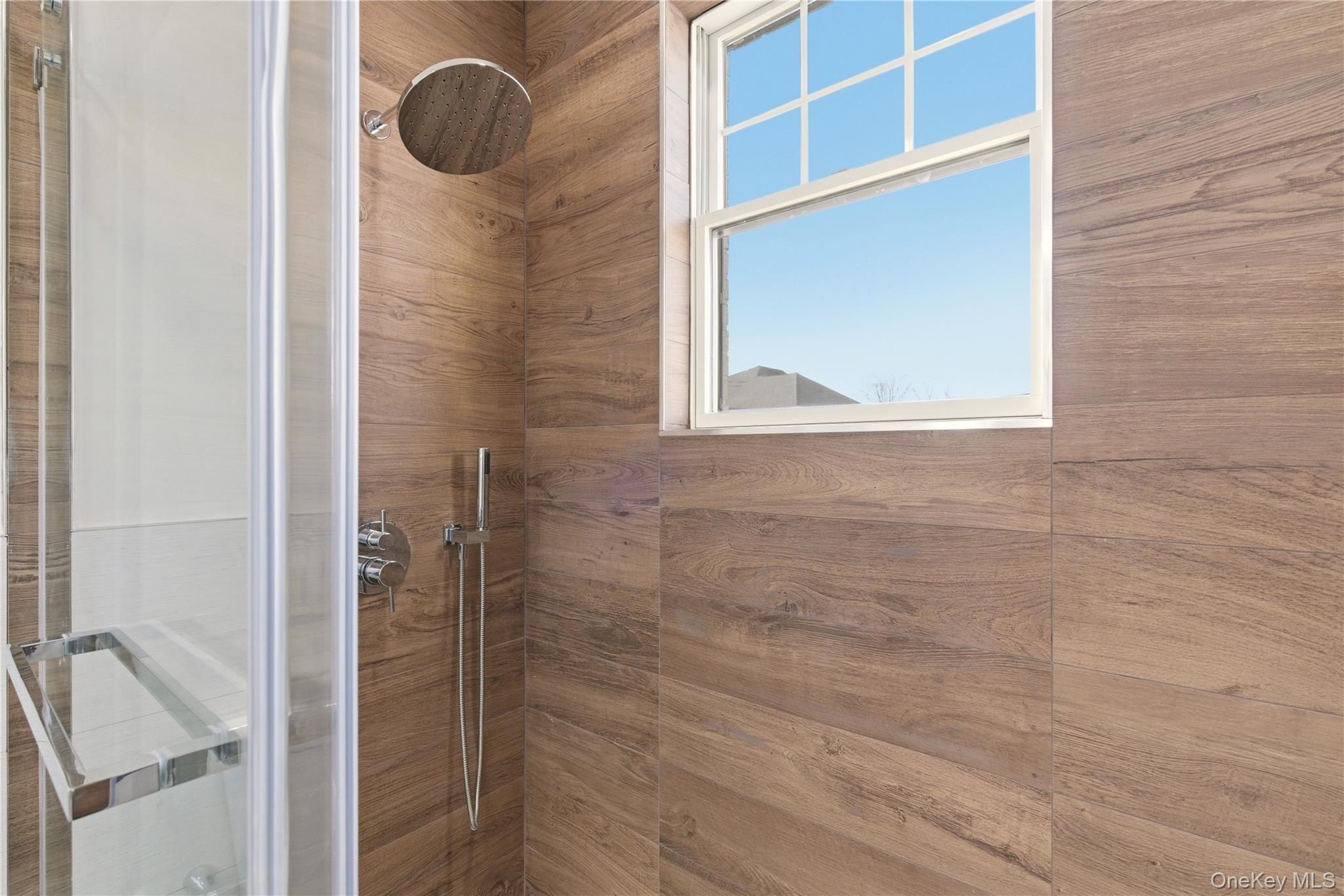 12 Lee Avenue. Albertson, NY 11507