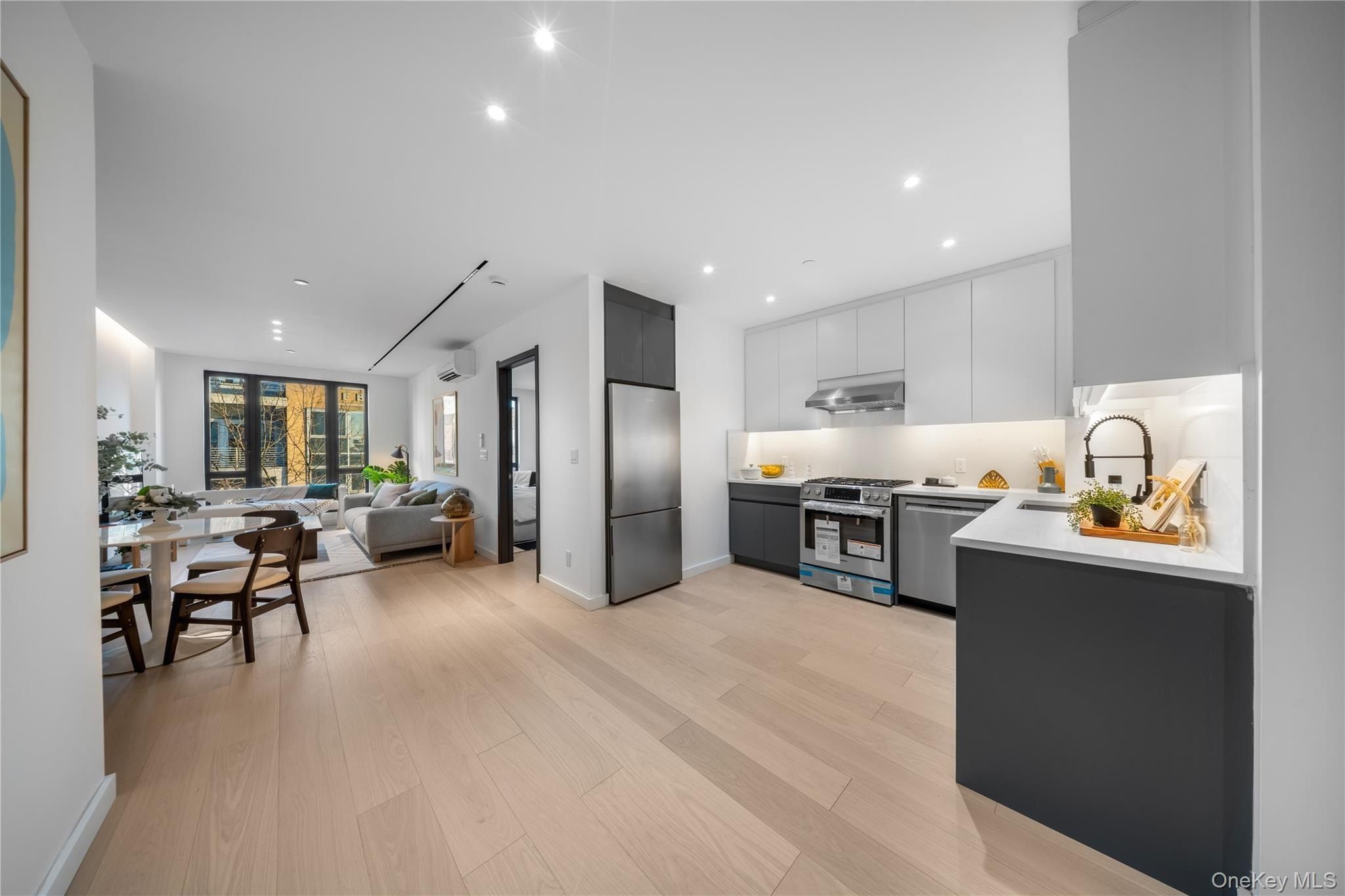 10815 72Nd Avenue Unit 3B. Forest Hills, NY 11375