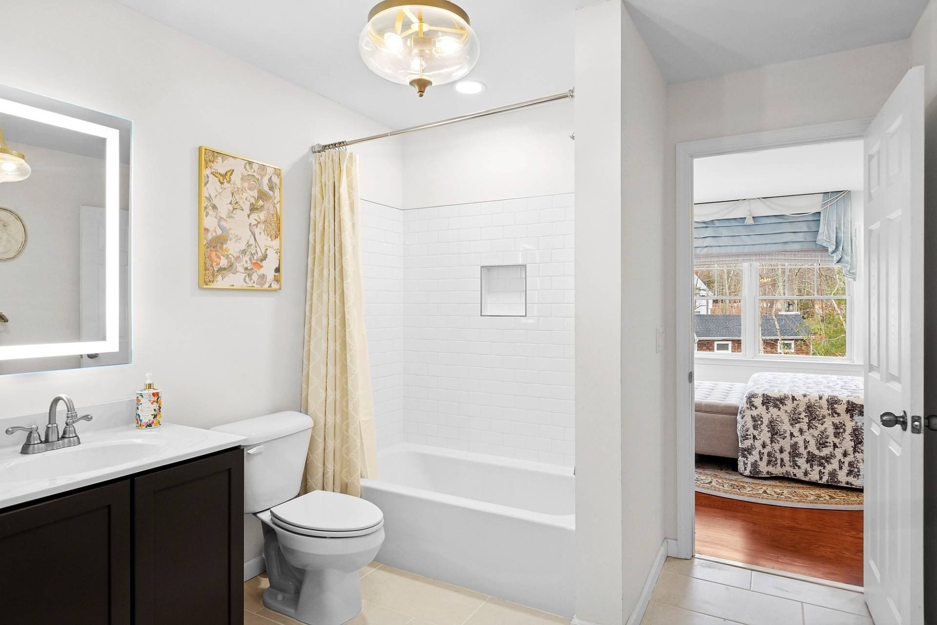 612 Stephen Hands Path. East Hampton, NY 11937