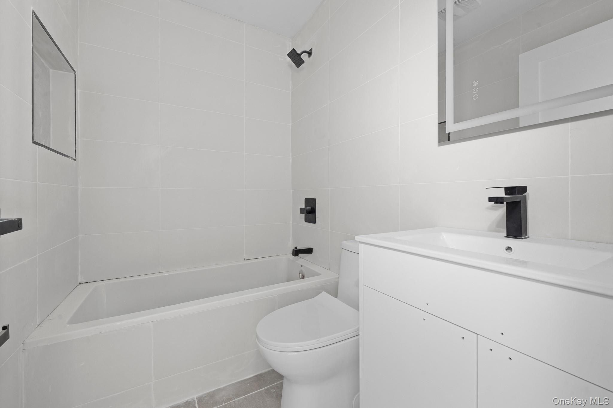 2215 Seymour Avenue. Bronx, NY 10469