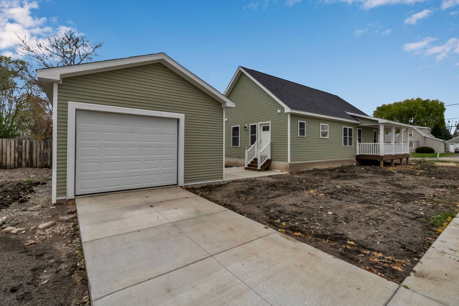 257 Chapel Avenue. Cheektowaga, NY 14225