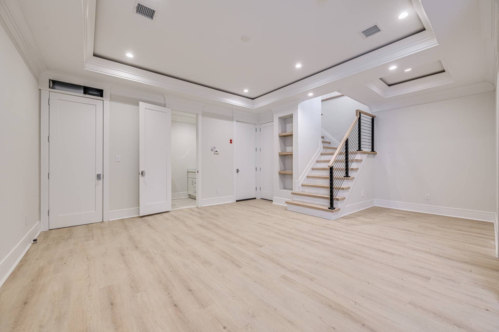 19 Inlet View Drive. Southampton, NY 11968