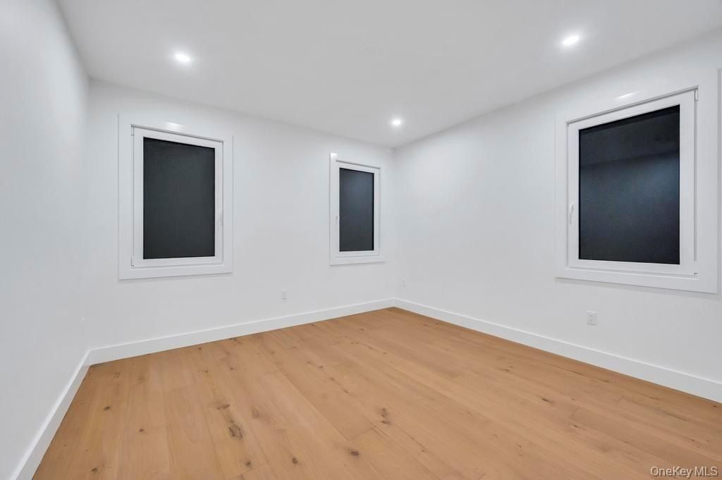 472 Farmranch Road E. Bethpage, NY 11714