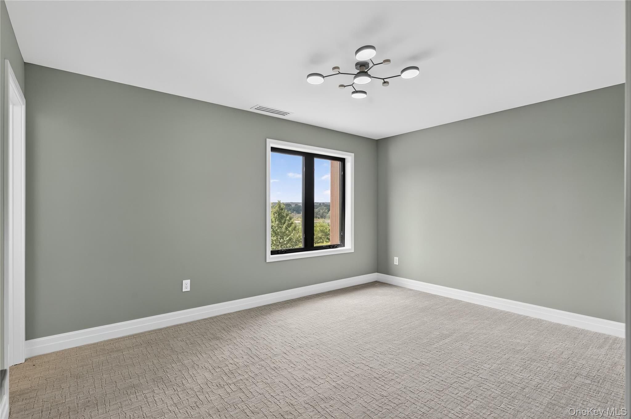 4 Warwick Isle Boulevard. Pine Island, NY 10969