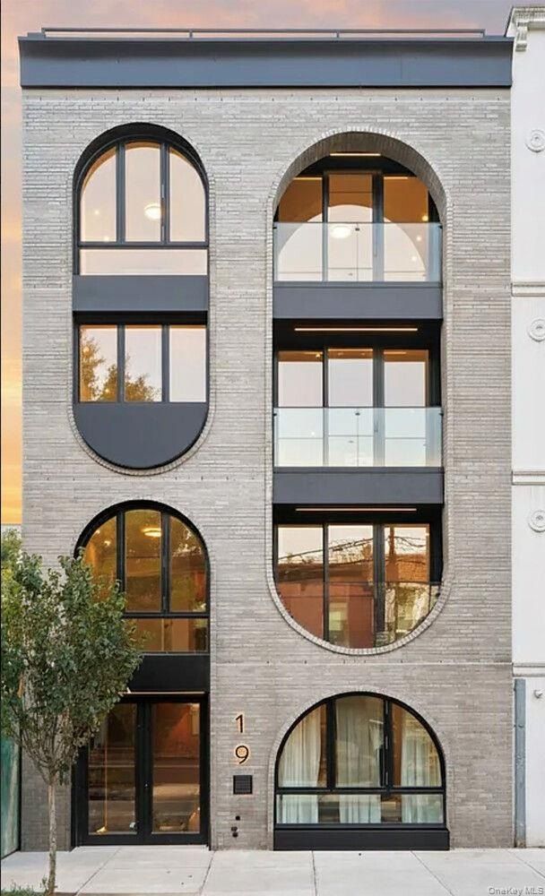 19 N Henry Street Unit 3A. Brooklyn, NY 11222