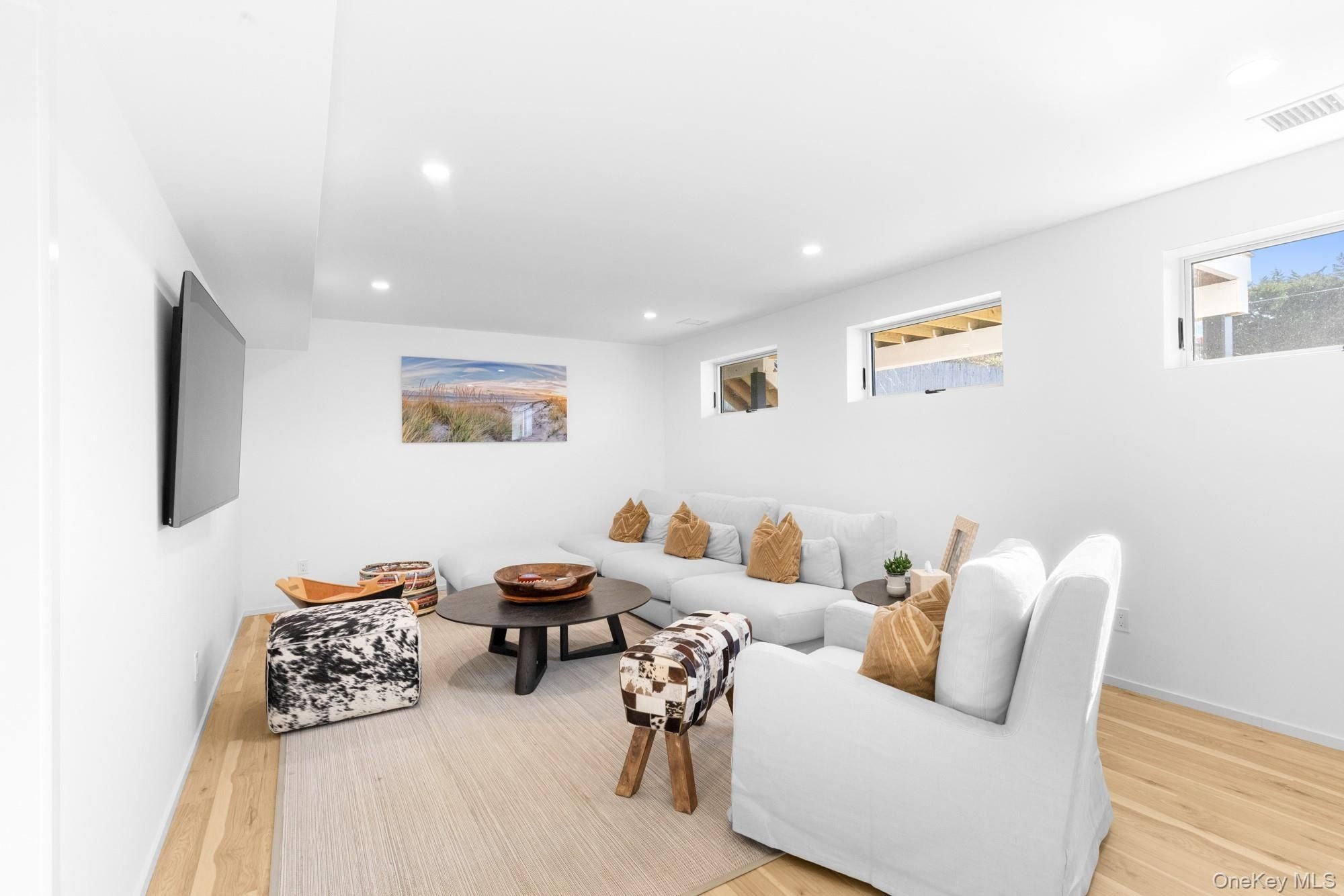 238 Sebonac Road. Southampton, NY 11968