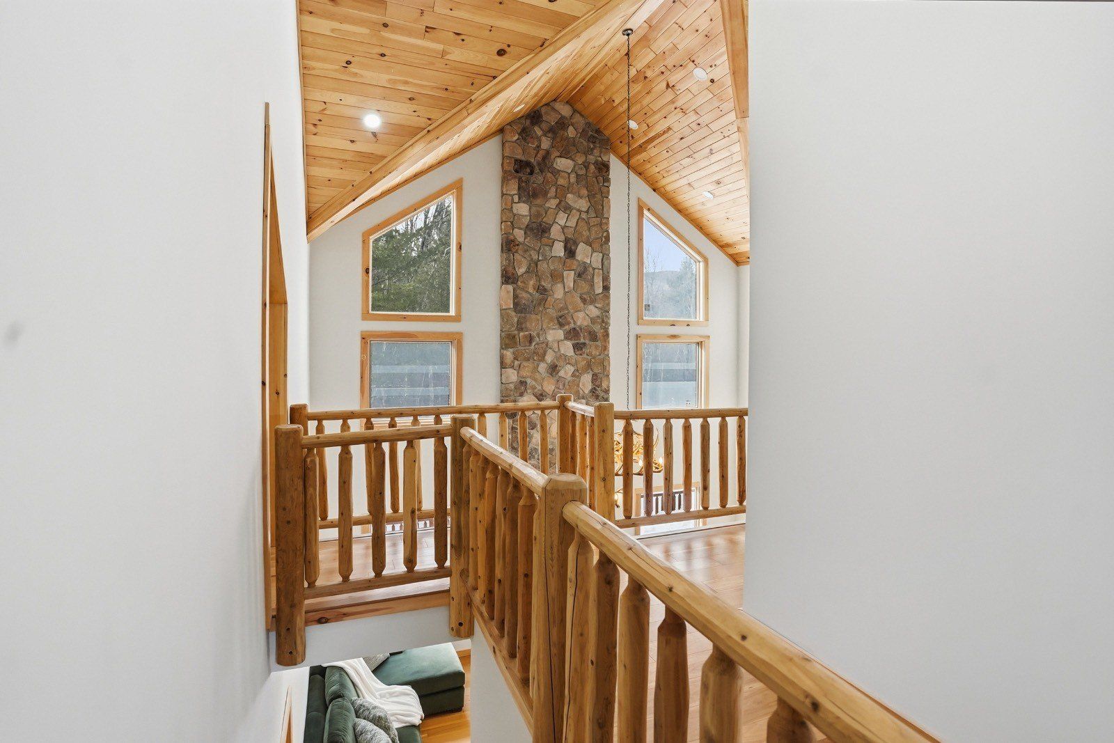 204 Overlook Dr. Hunter, NY 12442