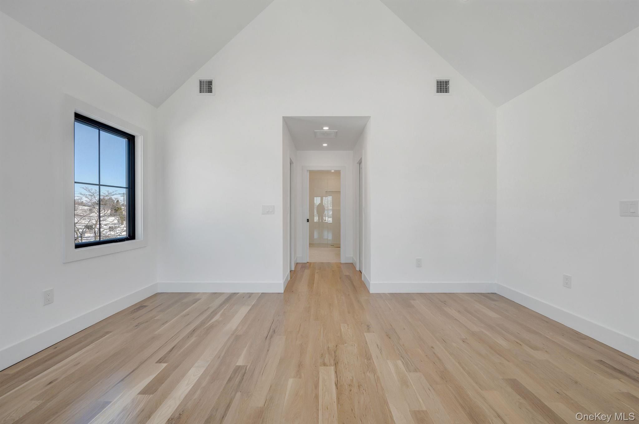 Cotton Lane. Levittown, NY 11756