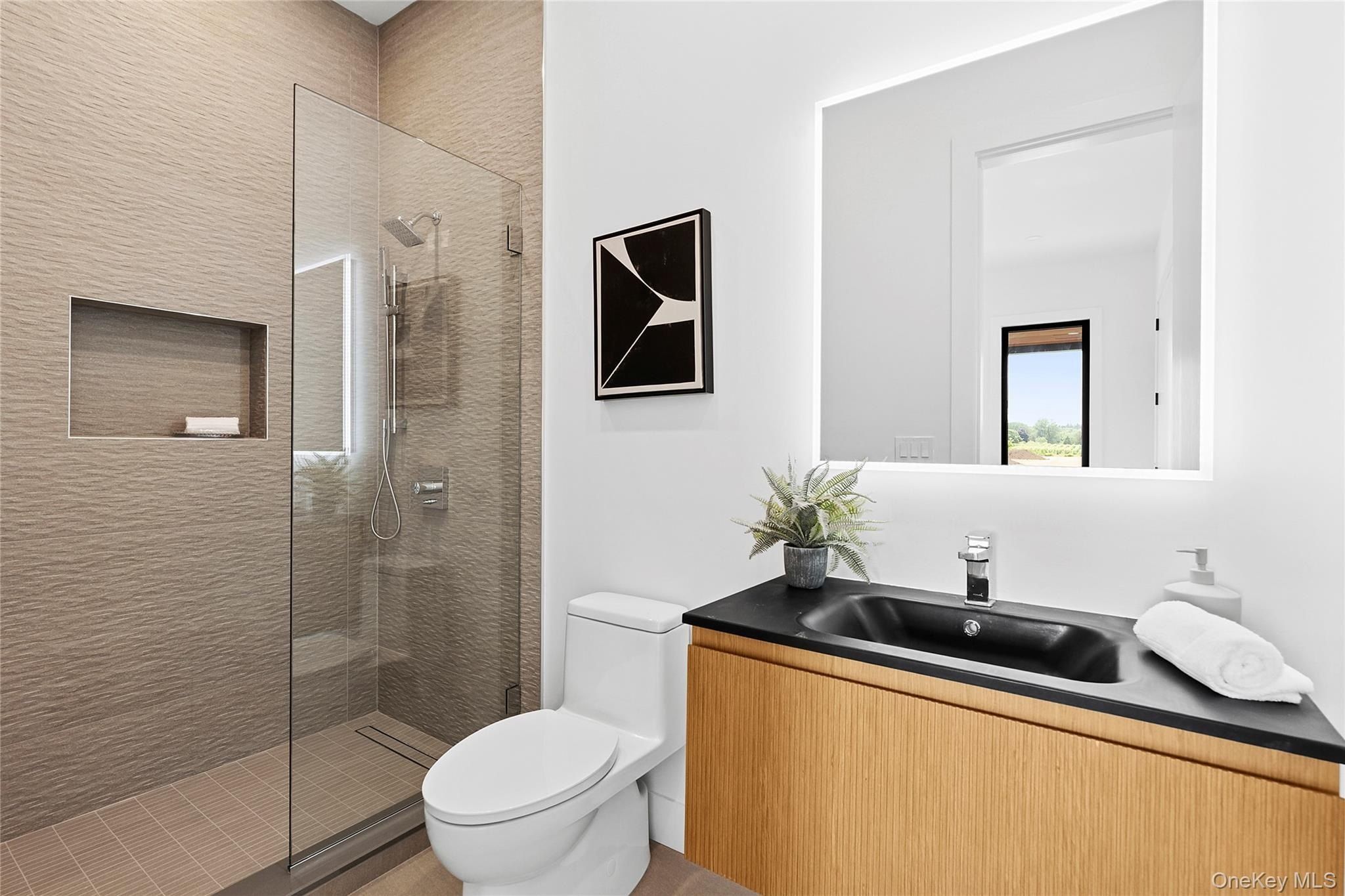 19620 Soundview Avenue. Southold, NY 11971