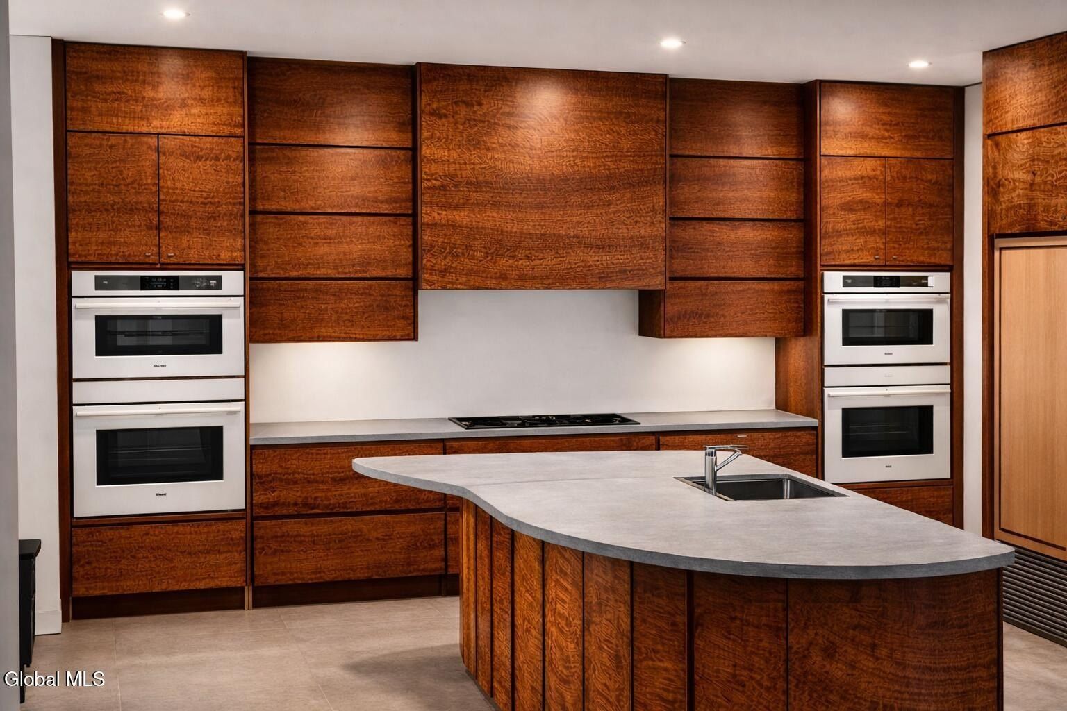 8 Jani Lane. Voorheesville, NY 12186