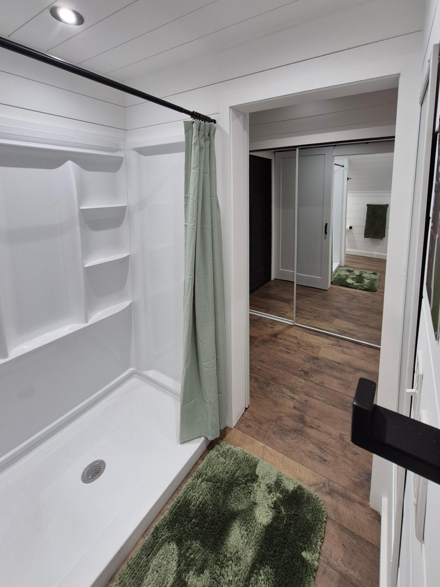 5512 Pine Wood Drive. Greig, NY 13345