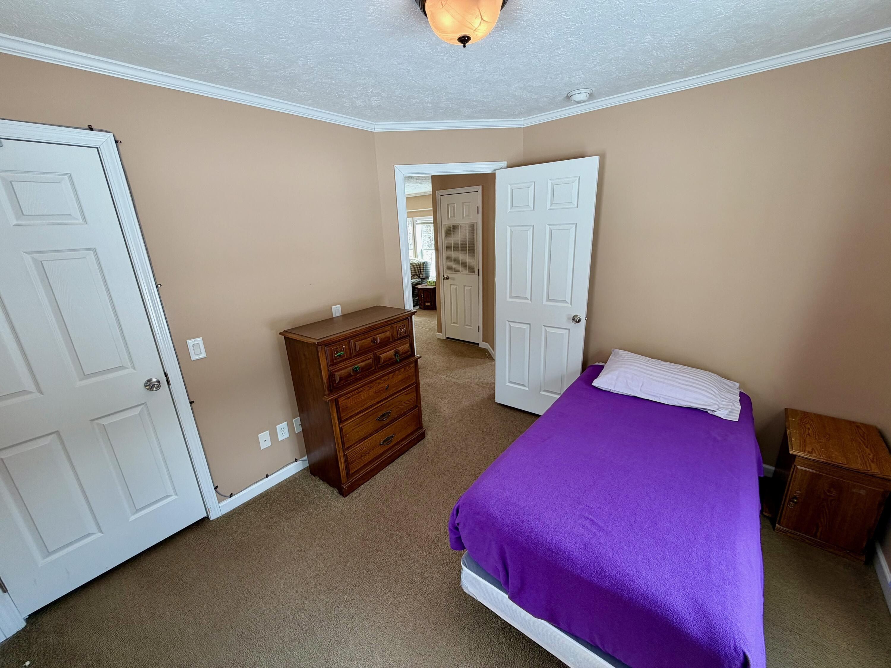 10885 Nys Rt 9N. Keene, NY 12942