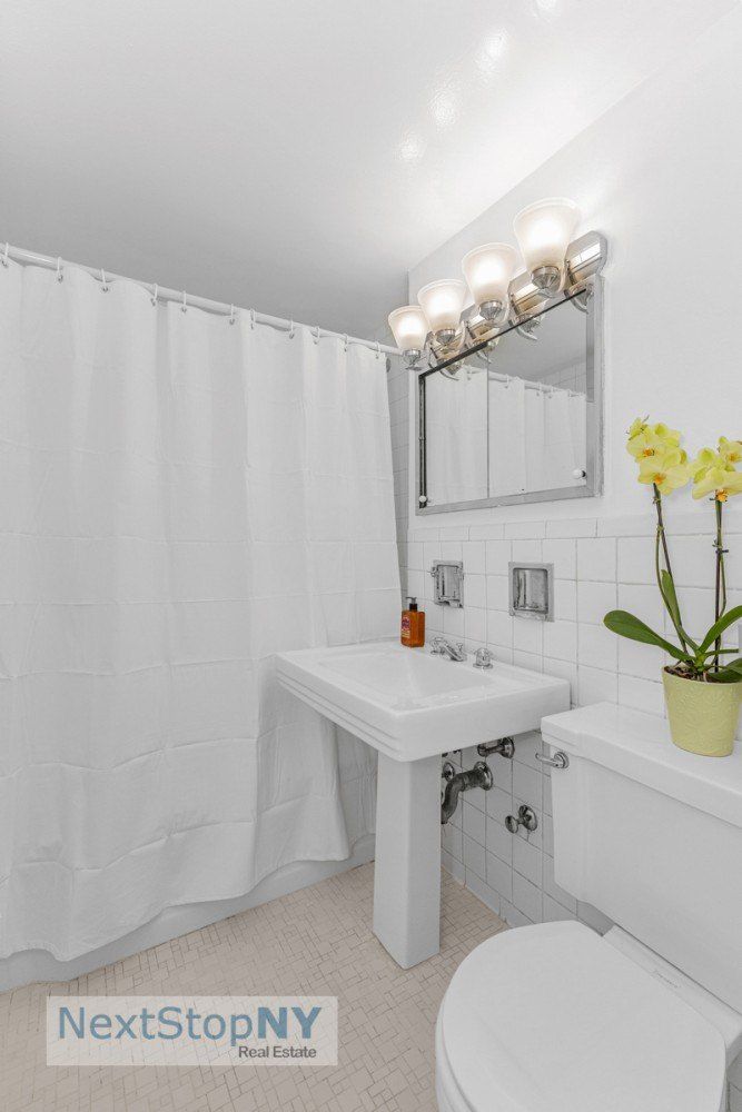 345 East 56Th Street 20A. New York, NY 10022