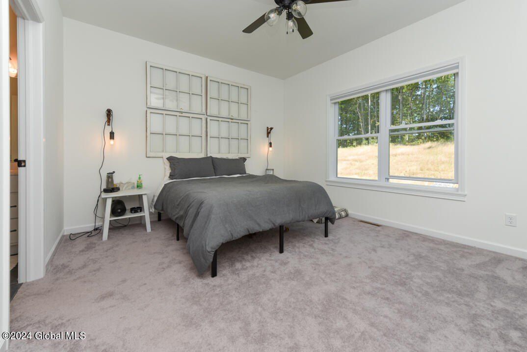 10 Hunter Court. Ballston Spa, NY 12020