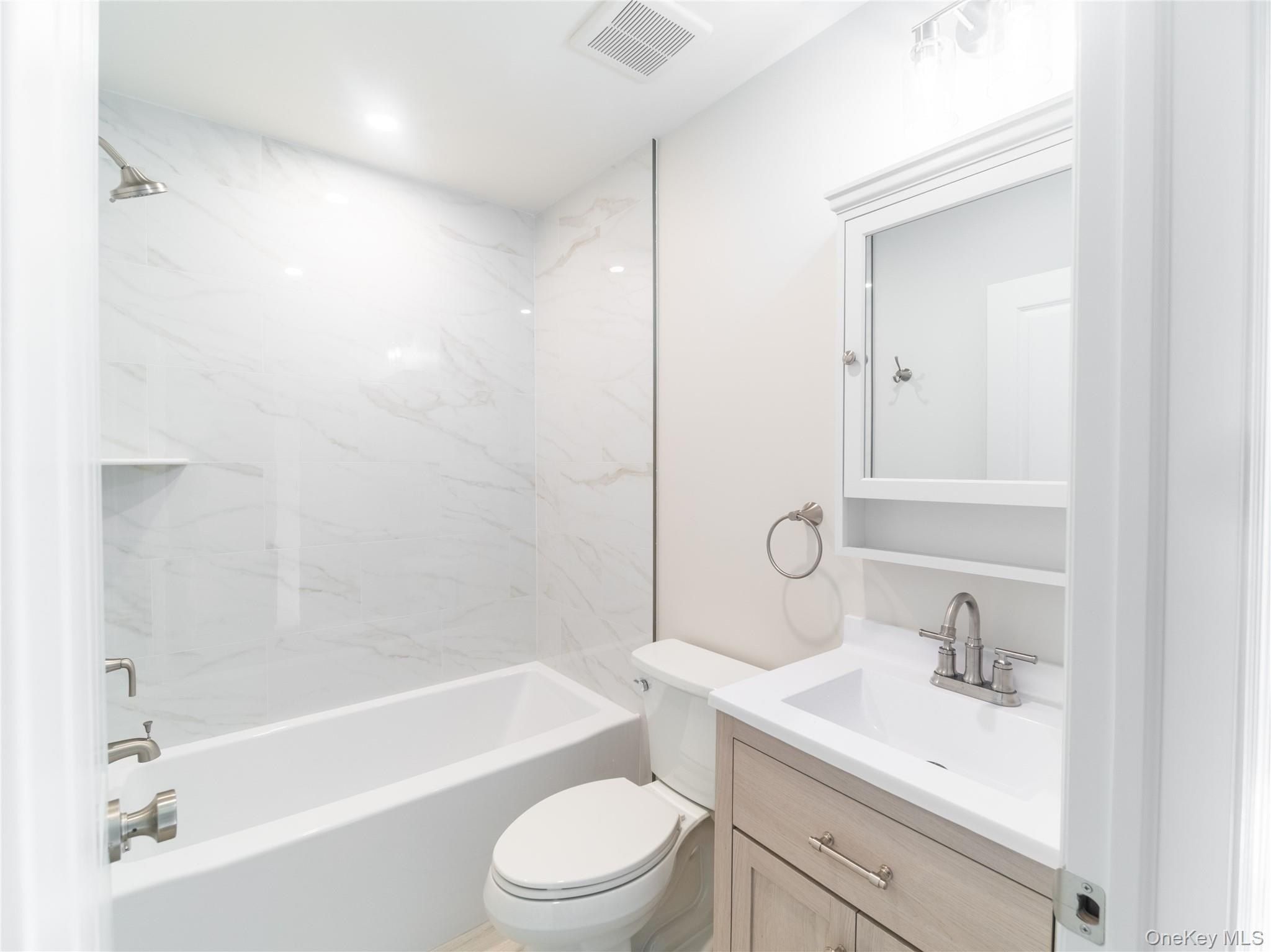 306 Unit B Regent Street Unit B. Port Chester, NY 10573