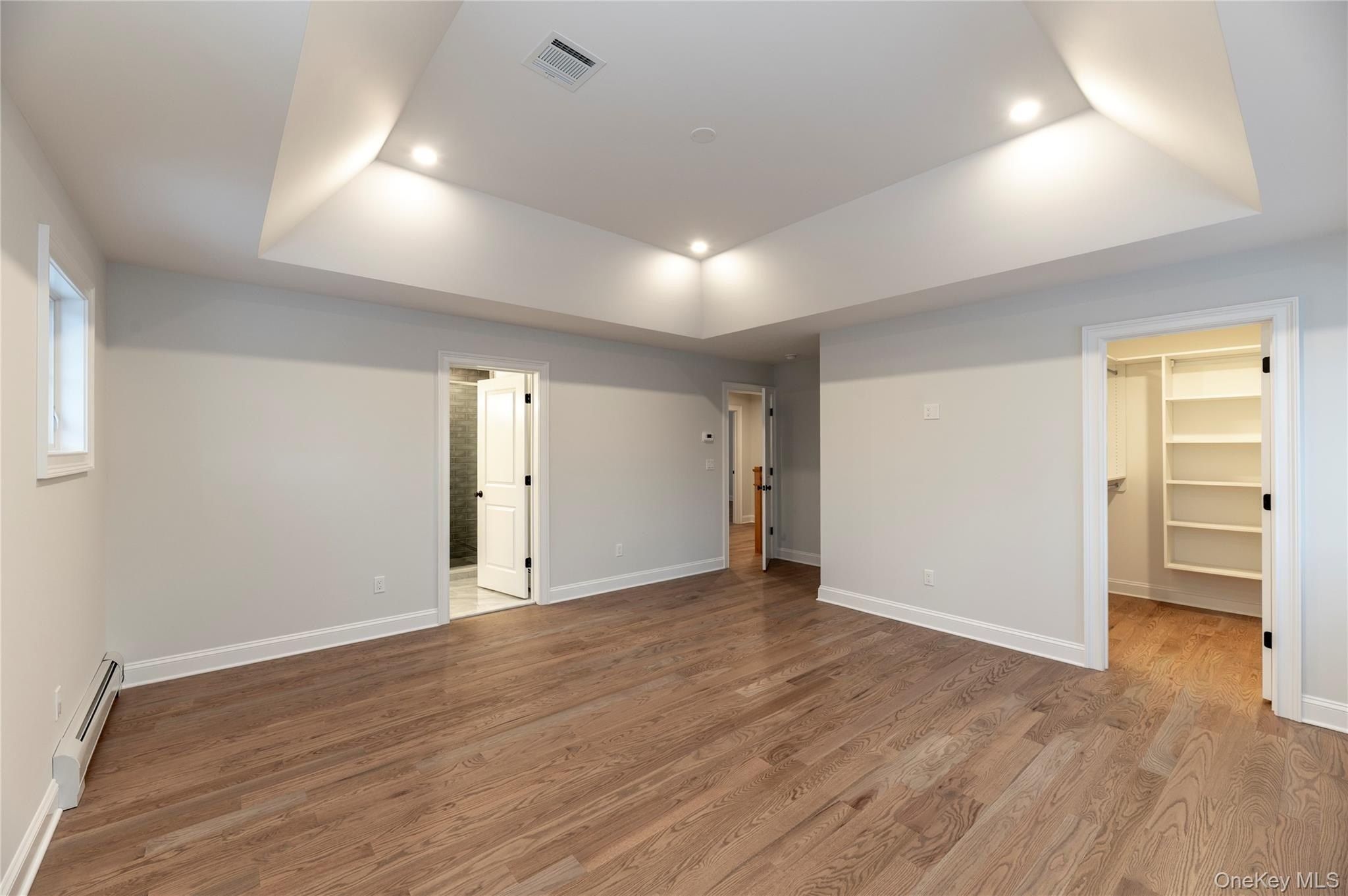 Holt Drive. Pearl River, NY 10965
