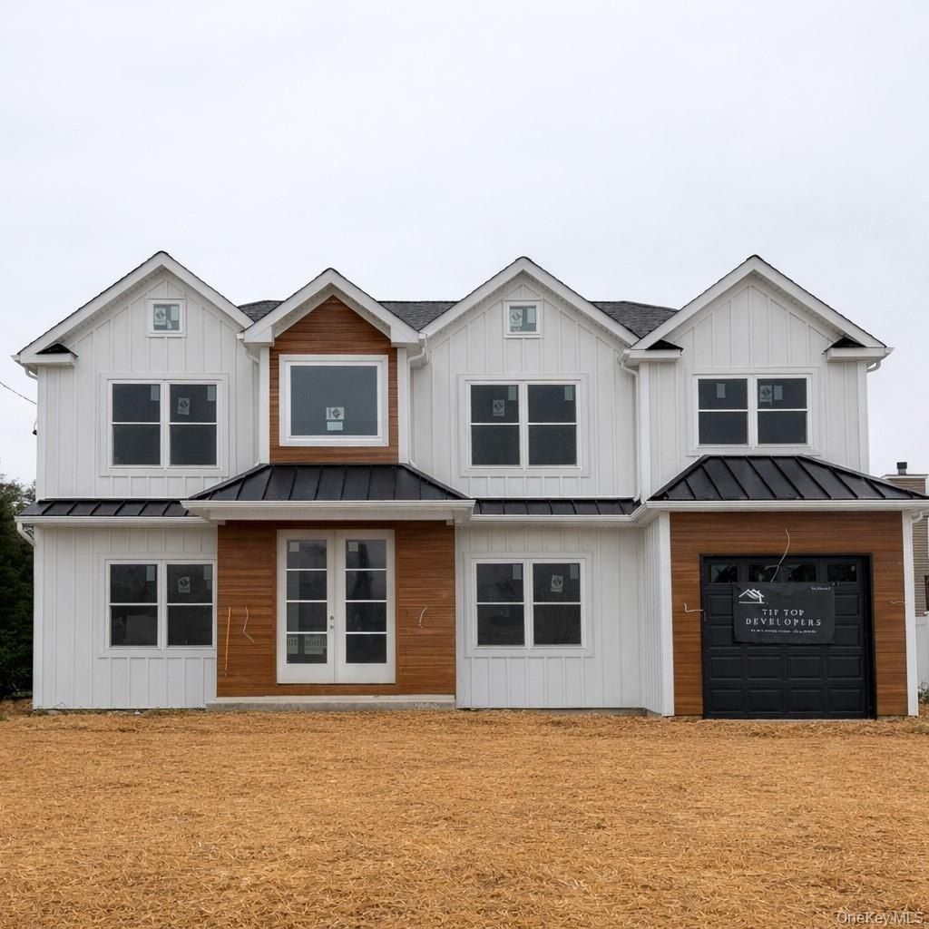 238 North Pine Street. Massapequa, NY 11758