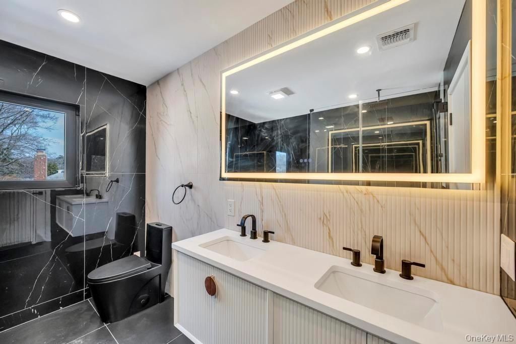 26 Fieldstone Drive. Syosset, NY 11791