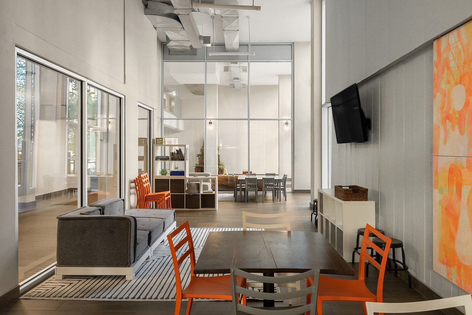 555 Main Street Unit 806. New York City, NY 10044