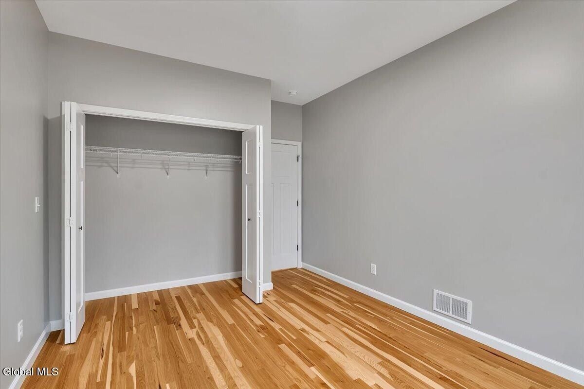 4 Livingston Avenue. Schenectady, NY 12302