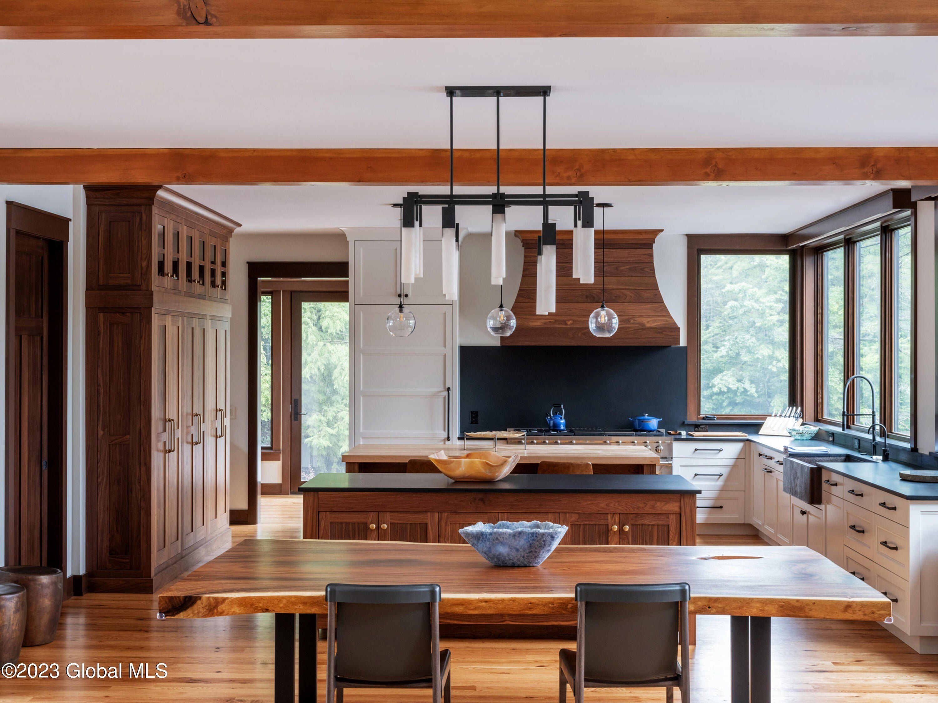 8 Riley Farm Lane. Saratoga Springs, NY 12866