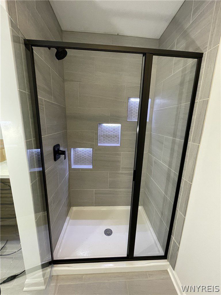 1214 Mayfield Drive. Alden, NY 14004