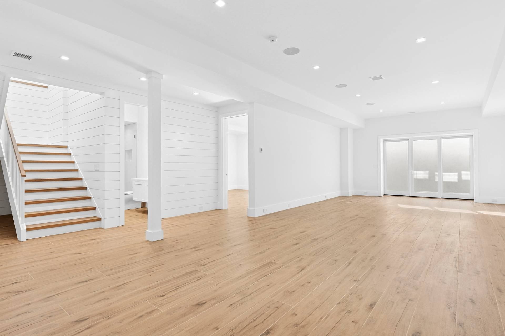 27 Guernsey Lane. East Hampton, NY 11937