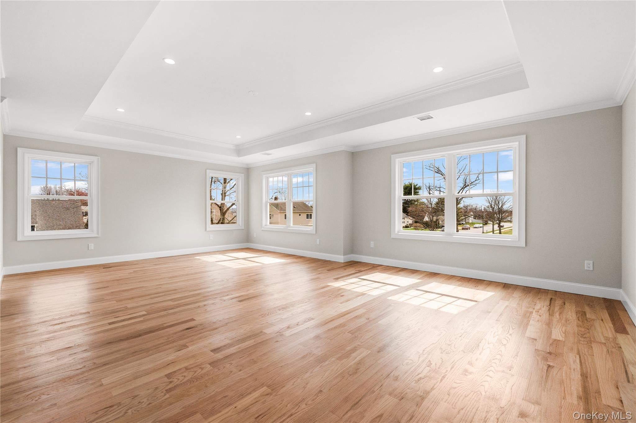 43 Barter Lane. Hicksville, NY 11801