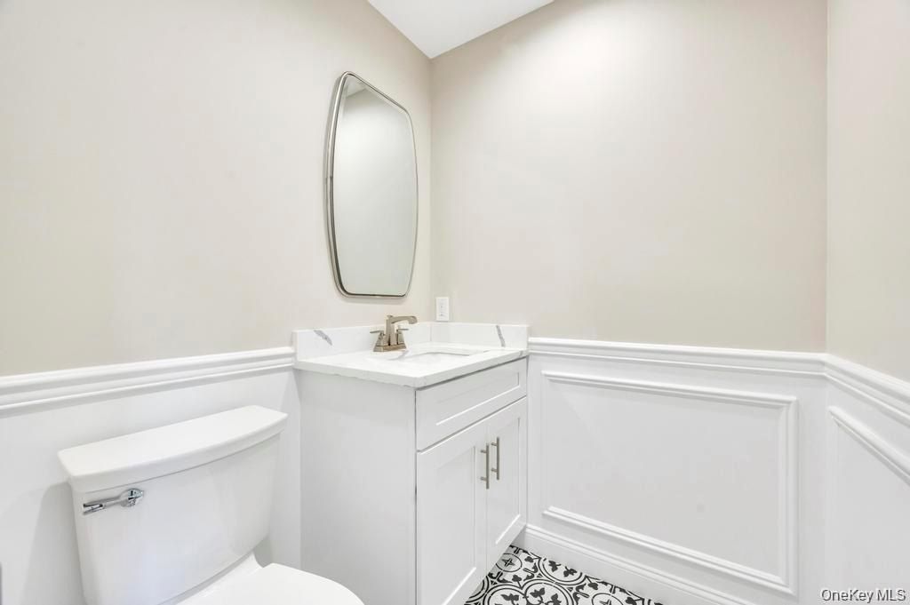 42 Volta Drive. Deer Park, NY 11729