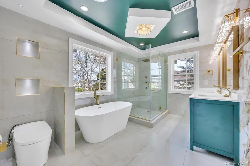 71 Cedar Street. Hicksville, NY 11801