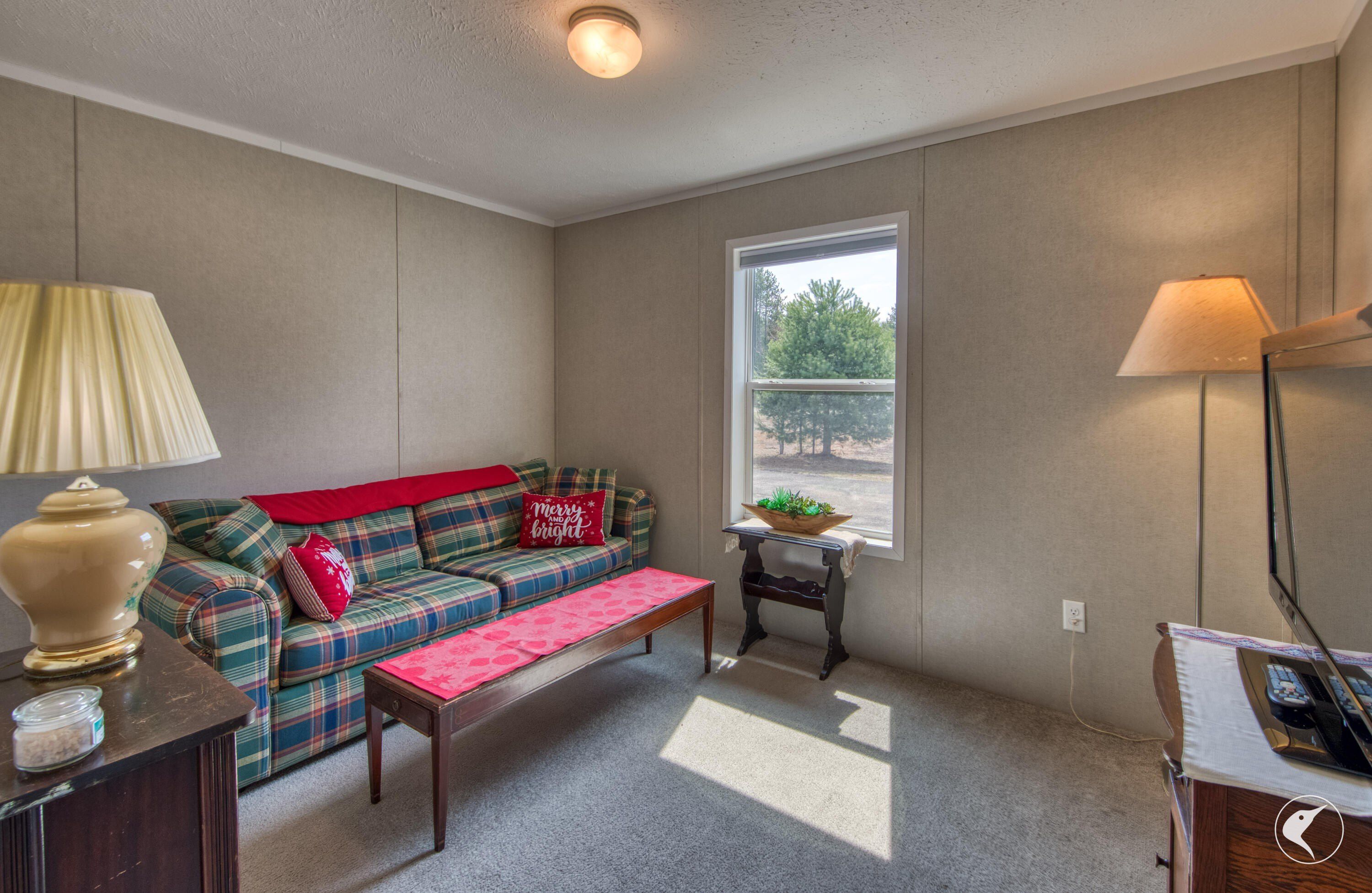 219 Daisy Lane. Saranac Lake, NY 12983