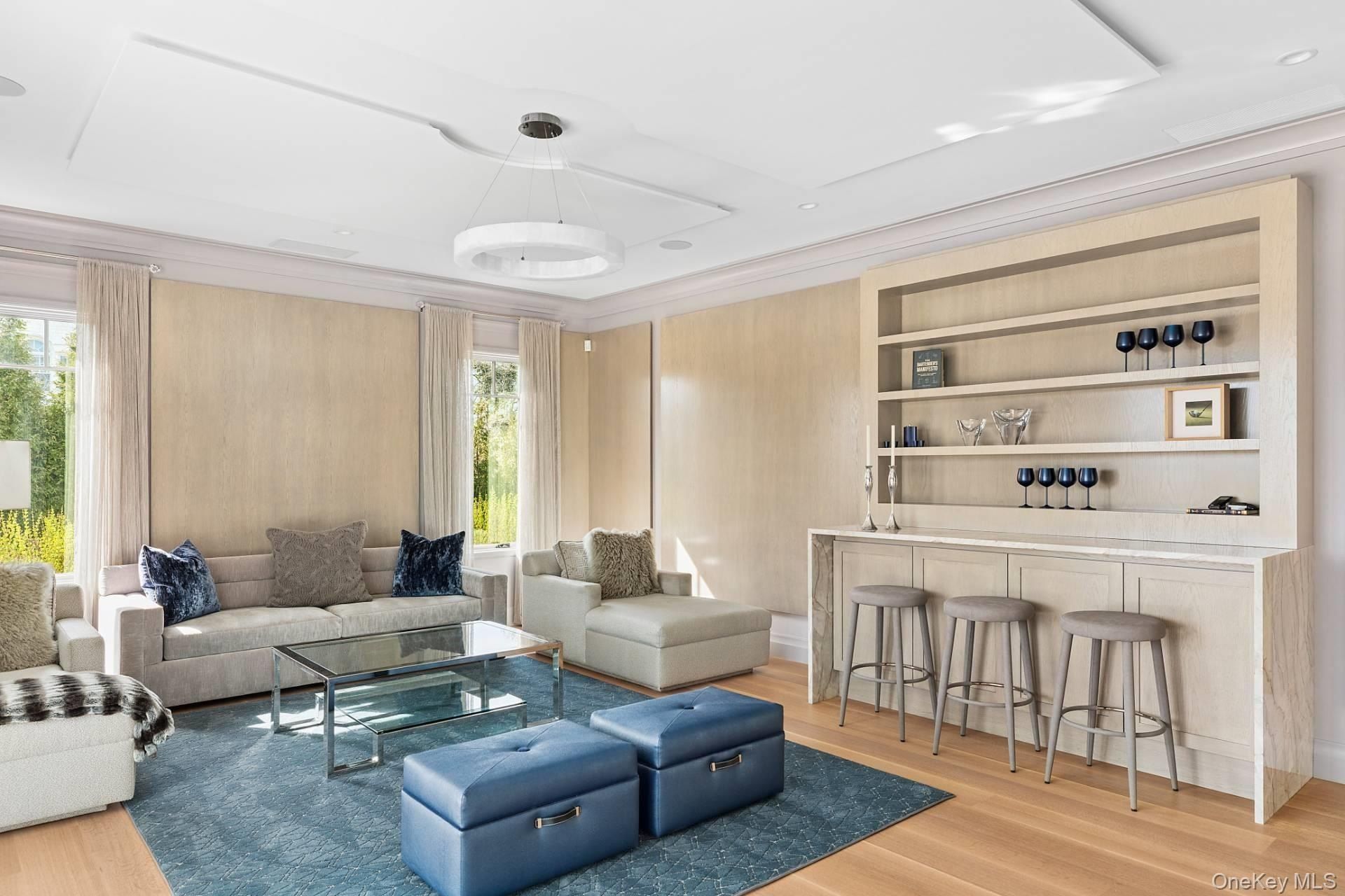 171 Oneck Lane. Westhampton Beach, NY 11978
