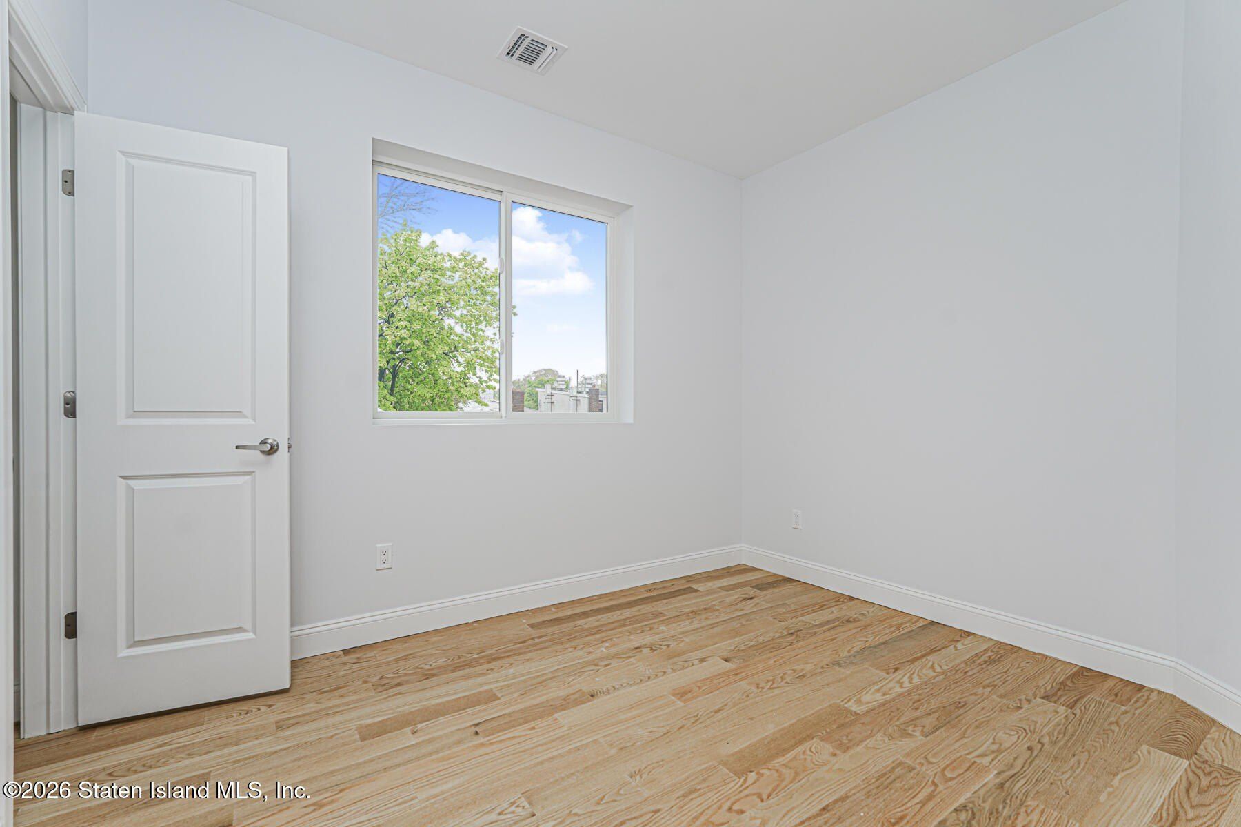Hope Avenue. Staten Island, NY 10305