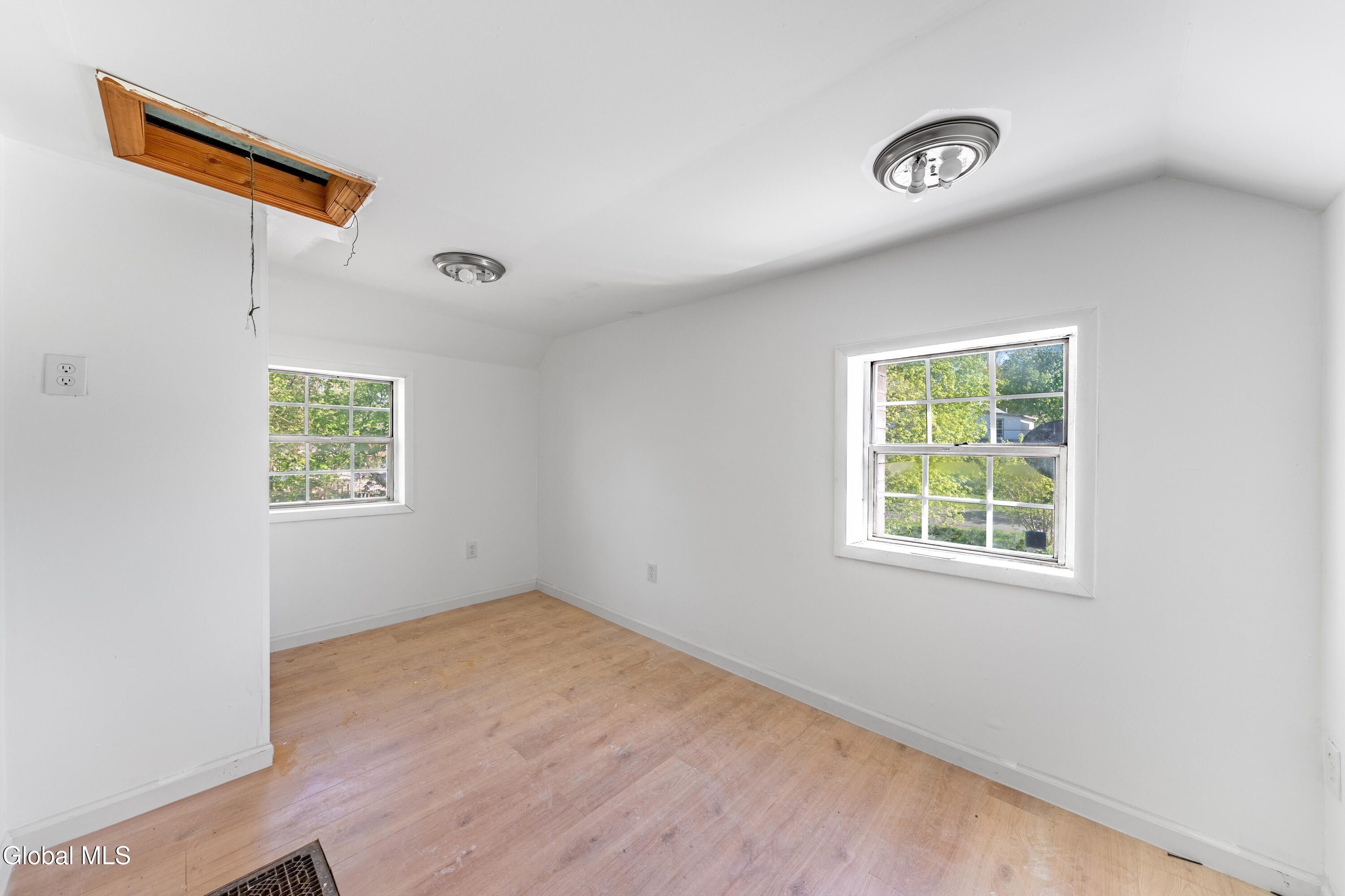 7 Clearwater Street. Ravena, NY 12143